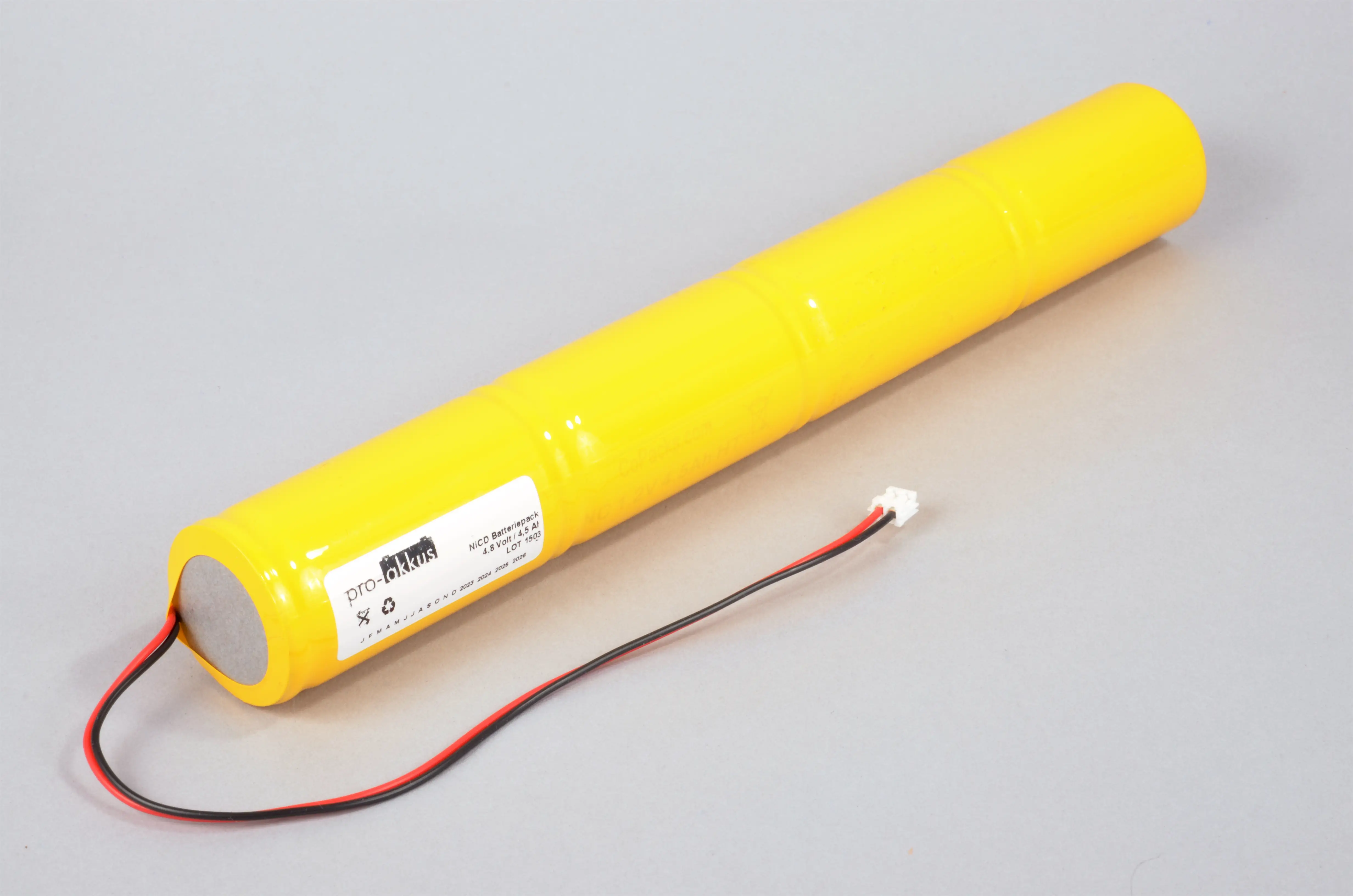 NiCd Notbeleuchtung Akku 4,8V / 4500mAh Stab mit Kabel und Stecker Typ 1